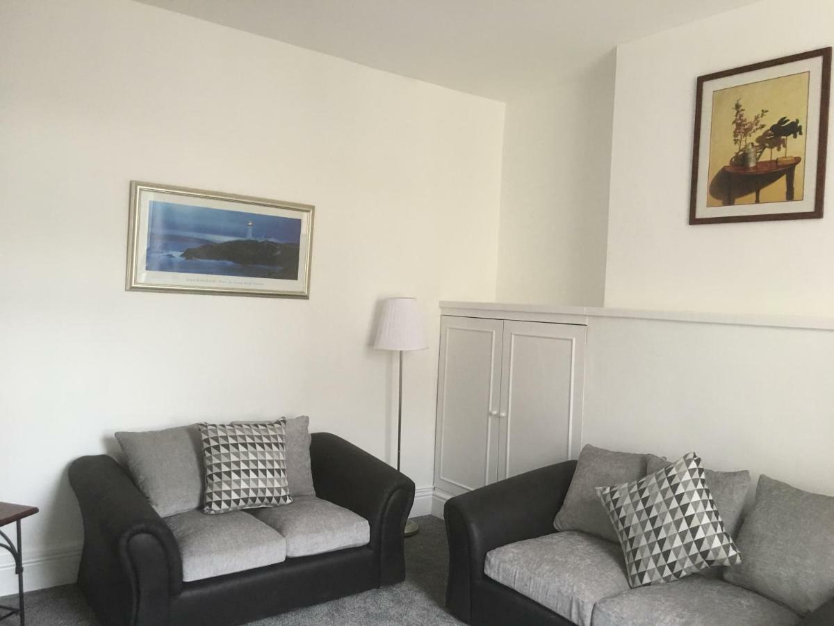 Flat 2 Opposite Travel Lodge Colwyn Bay Bagian luar foto