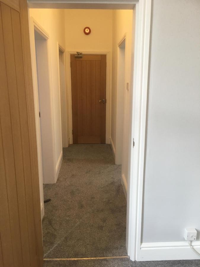 Flat 2 Opposite Travel Lodge Colwyn Bay Bagian luar foto